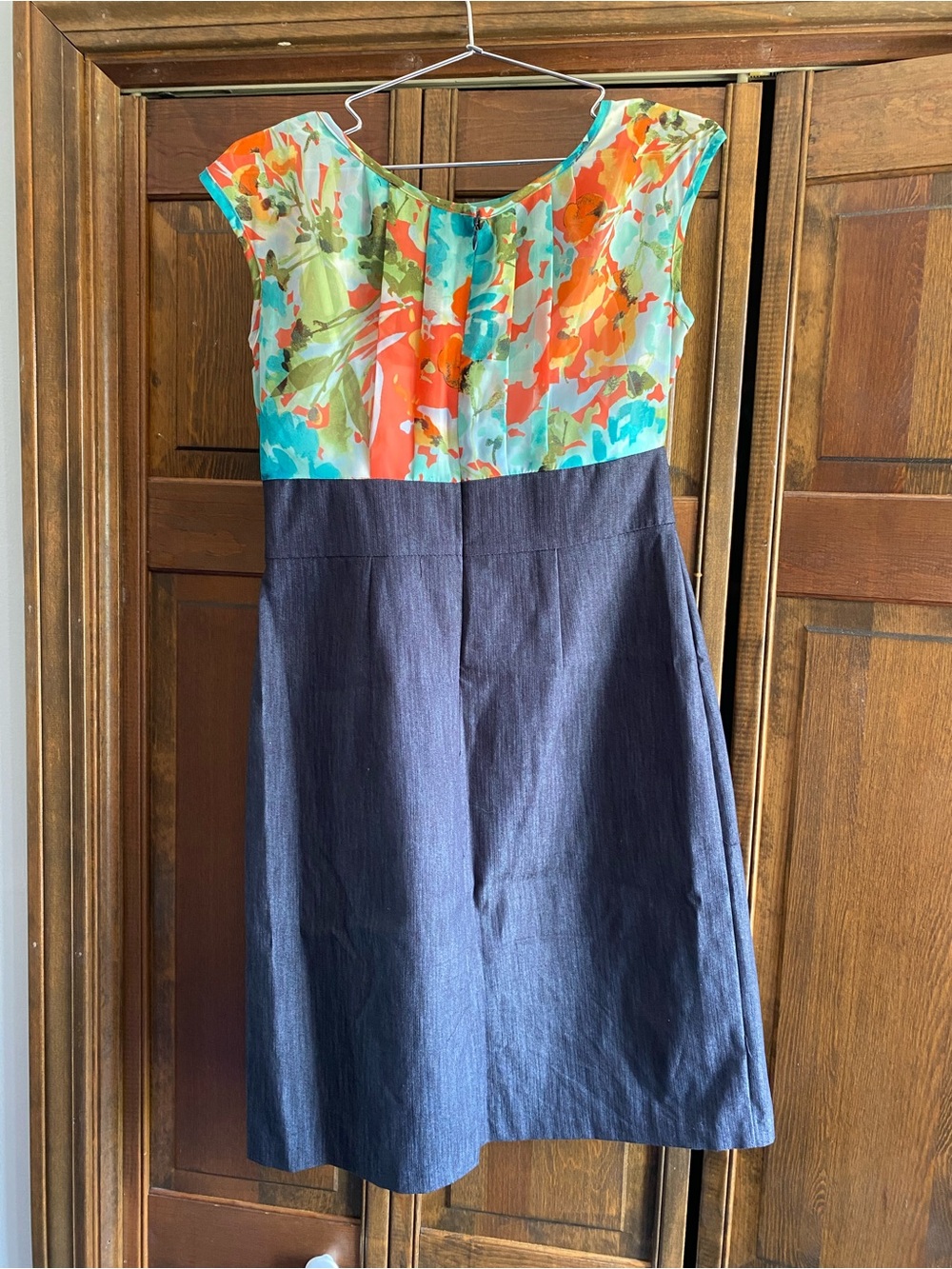 Dress Barn Floral Multi-Color Cap-Sleeve and Denim Sheath Dress - Picture 4 of 8